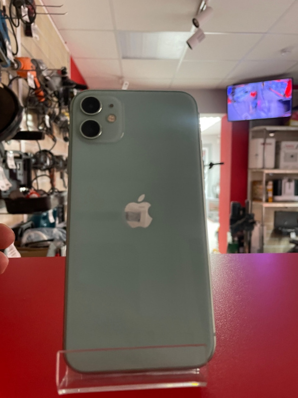 Мобильный телефон Apple iPhone 11
