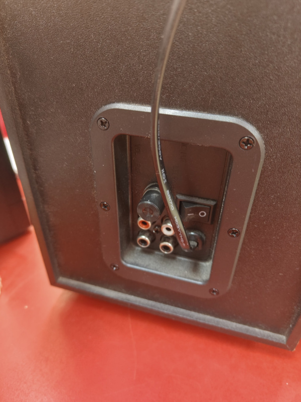 Музыкальный центр  FT-3900AC-BT