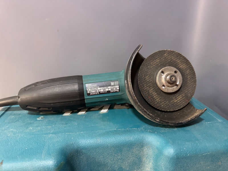 Болгарка Makita GA5030K