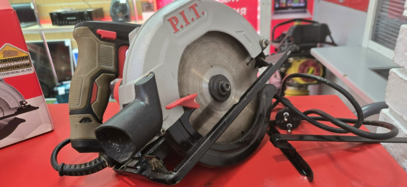 Циркулярная пила P.I.T. PCS185C3